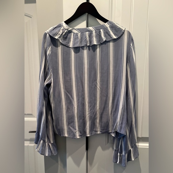 American Eagle, boho blouse - Picture 3 of 5